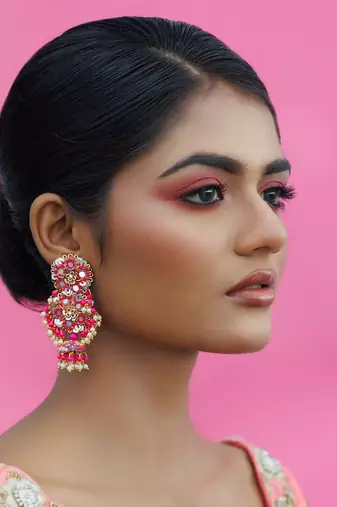 Pink yellow gold plated metal based earrings