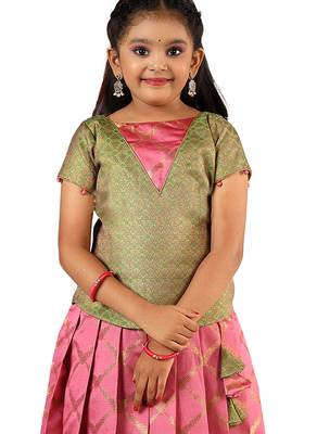 Pink golden vector Banarasi Short Sleeve pattu pavadai for girls  1