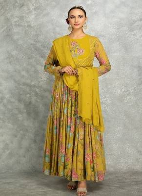 Mustard yelow floral printed georgette anarkali with scalloping dupatta set of 3 1