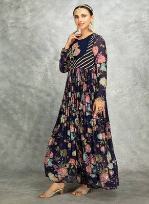 Blue floral printed georgette anarkali with scalloping dupatta set of 3 2