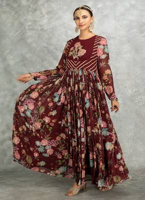 Wine floral printed georgette anarkali with scalloping dupatta set of 3 2