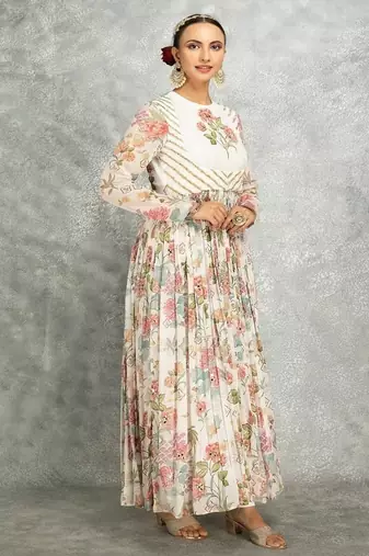 White floral printed georgette anarkali with scalloping dupatta set of 3