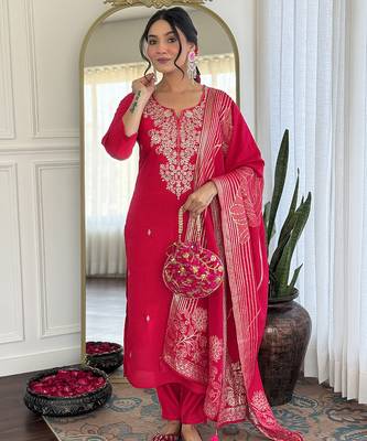 Women  Roman Silk Straight Kurta Pant and Dupatta Set 5