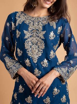 Blue faux georgette embroidered kurta with pant & dupatta 2