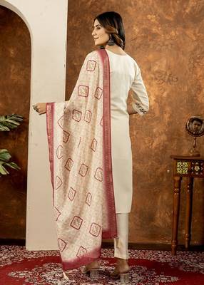 Off white colour with embrodiery work marin silk stitch for women 3