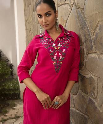 Fuchsia pink chanderi plain kurta and pant with front embroidery 2