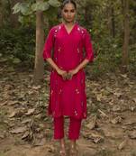 Fuchsia pink chanderi embroidered kurta and pant
