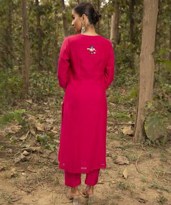 Fuchsia pink chanderi plain kurta with embroidered pants 3
