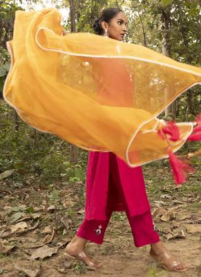 Fuchsia pink chanderi plain kurta with embroidered pants 4