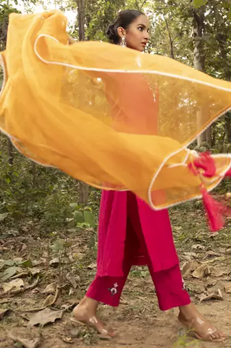 Fuchsia pink chanderi plain kurta with embroidered pants