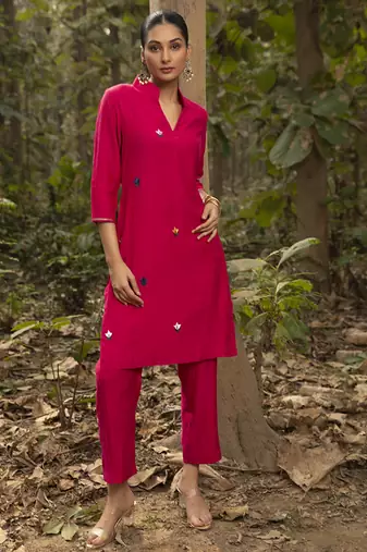 Fuchsia pink chanderi silk plain kurta with pant