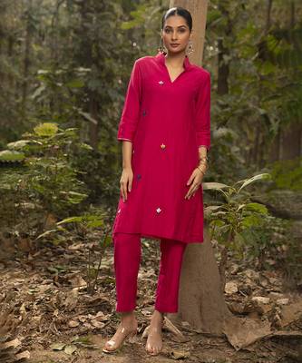 Fuchsia pink chanderi silk plain kurta with pant 3