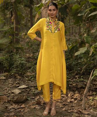 Yellow chanderi silk plain kurta and pant with neck embroidery 1