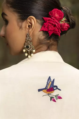 Ivory chanderi silk hand embroidered kurta set