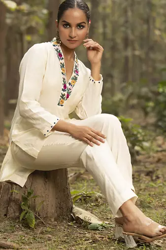 Ivory chanderi silk plain cord-set