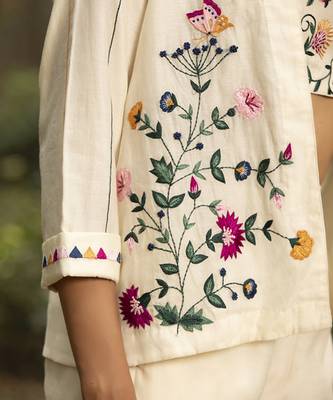Ivory chanderi silk embroidered jacket set 3