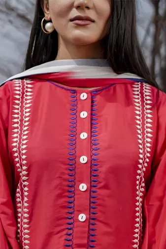 Red plain cotton kurta set with embroidery