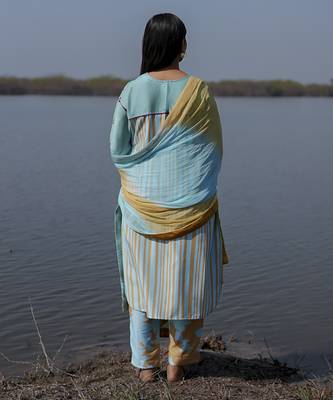 Aqua blue plain floral cotton kurta set with embroidered sleeves 3