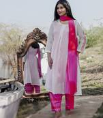 White cotton kurta set with embroidery