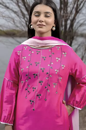 Pink plain cotton kurta set with embroidery