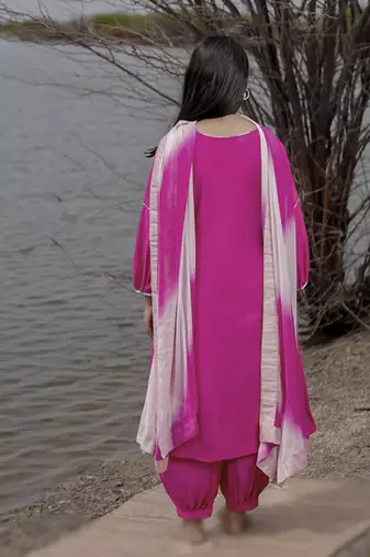Pink plain cotton kurta set with embroidery