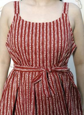  womens peplum fit printed cotton red color noodle straps top 5