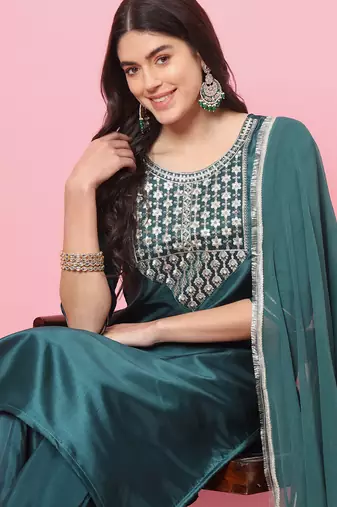 Green color silk blend beautiful embroidered readymade kurta set with dupatta