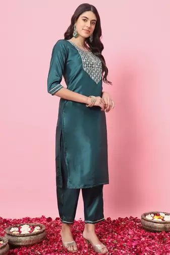 Green color silk blend beautiful embroidered readymade kurta set with dupatta