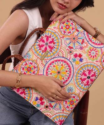 Lily embroidered multicolor box tote bag 5