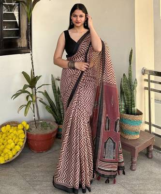 Rust zig zag print chanderi cotton saree with printed blouse 3