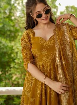  Women Bandhani Printed  Cotton Anarkali Kurta with Trousers & With Dupatta 2