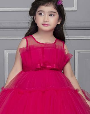 Fushia pink pleated net knee length Sleeveless frock for kids 5