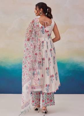Samragi pearl light white printed cotton kurta sets 3