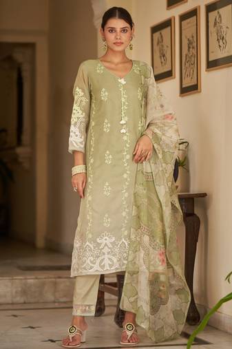 Lekha fern green embroidered blended kurta sets