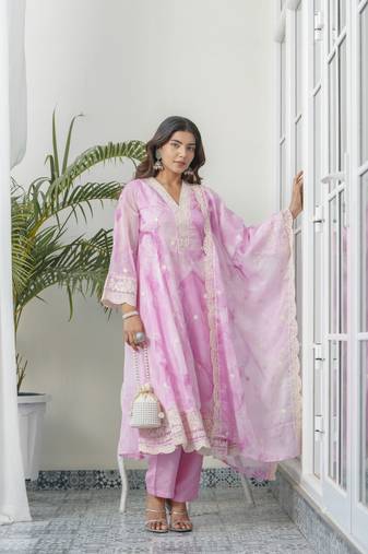 Tashvika rose pink embroidered blended kurta sets