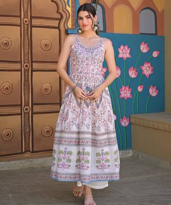 Tridhara dreamy pink printed cotton kurta sets 3