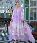 Tridhara lavender lavender printed cotton kurta sets