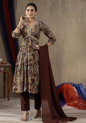 Maroon colour with embroidered work marin silk Kurta set for women 3