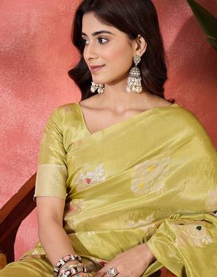 Mustard shimmer art silk blend woven jacquard saree 3
