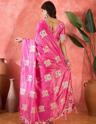 Pink shimmer art silk blend woven jacquard saree 2
