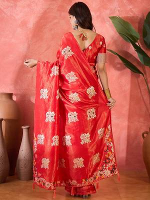 Red shimmer art silk blend woven jacquard saree 2