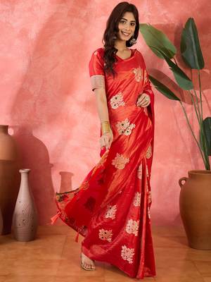 Red shimmer art silk blend woven jacquard saree 4