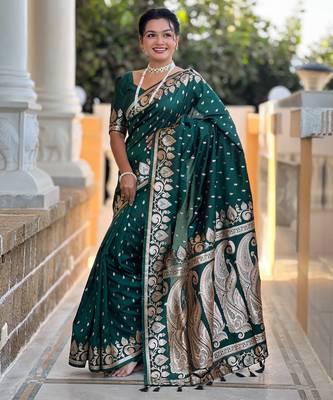 Green faux banarasi art silk blend with woven jacquard saree 1