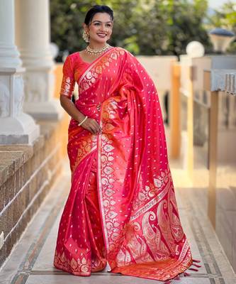 Gajri faux banarasi art silk blend with woven jacquard saree 4