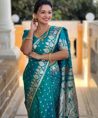 Rama faux banarasi art silk blend with woven jacquard saree 3