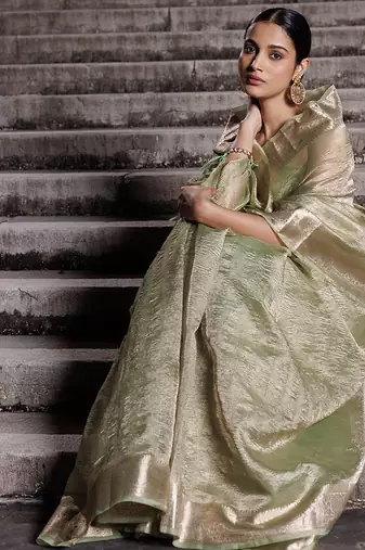 Zari woven design tissue banarasi saree