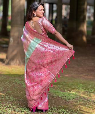 Pink soft art silk blend woven jacquard saree 2