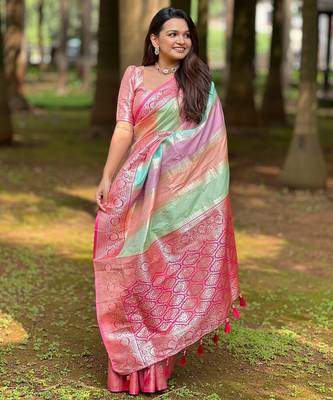 Pink soft art silk blend woven jacquard saree 4