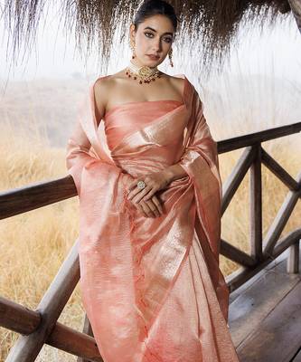 Women zari crinkle tissue saree 3