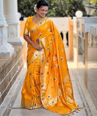 Woven meenakari yellow dola art silk blend saree 4